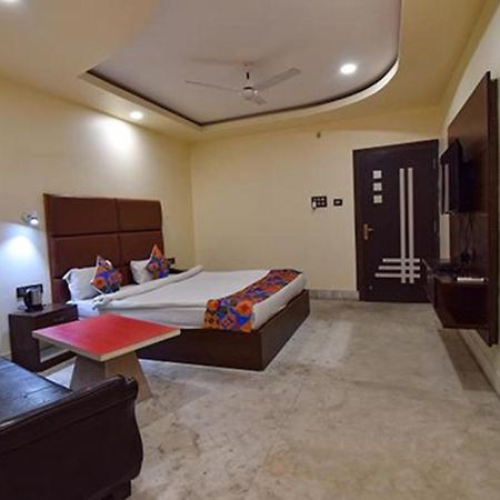 Fabhotel Rr Suites غاواهاتي المظهر الخارجي الصورة