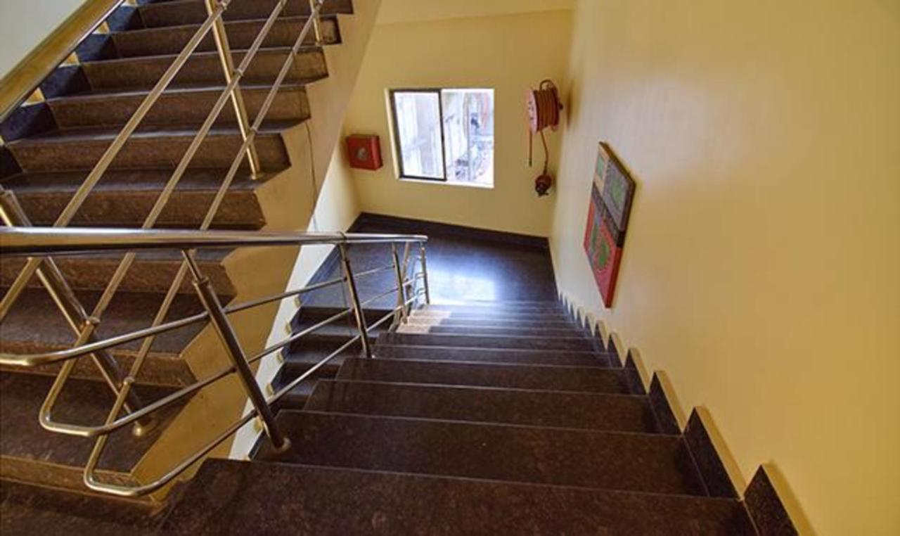 Fabhotel Rr Suites غاواهاتي المظهر الخارجي الصورة