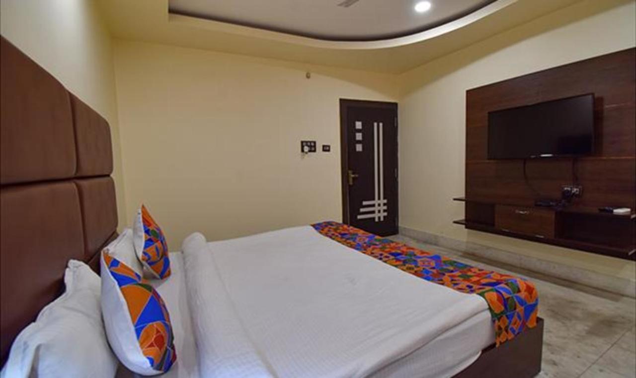 Fabhotel Rr Suites غاواهاتي المظهر الخارجي الصورة