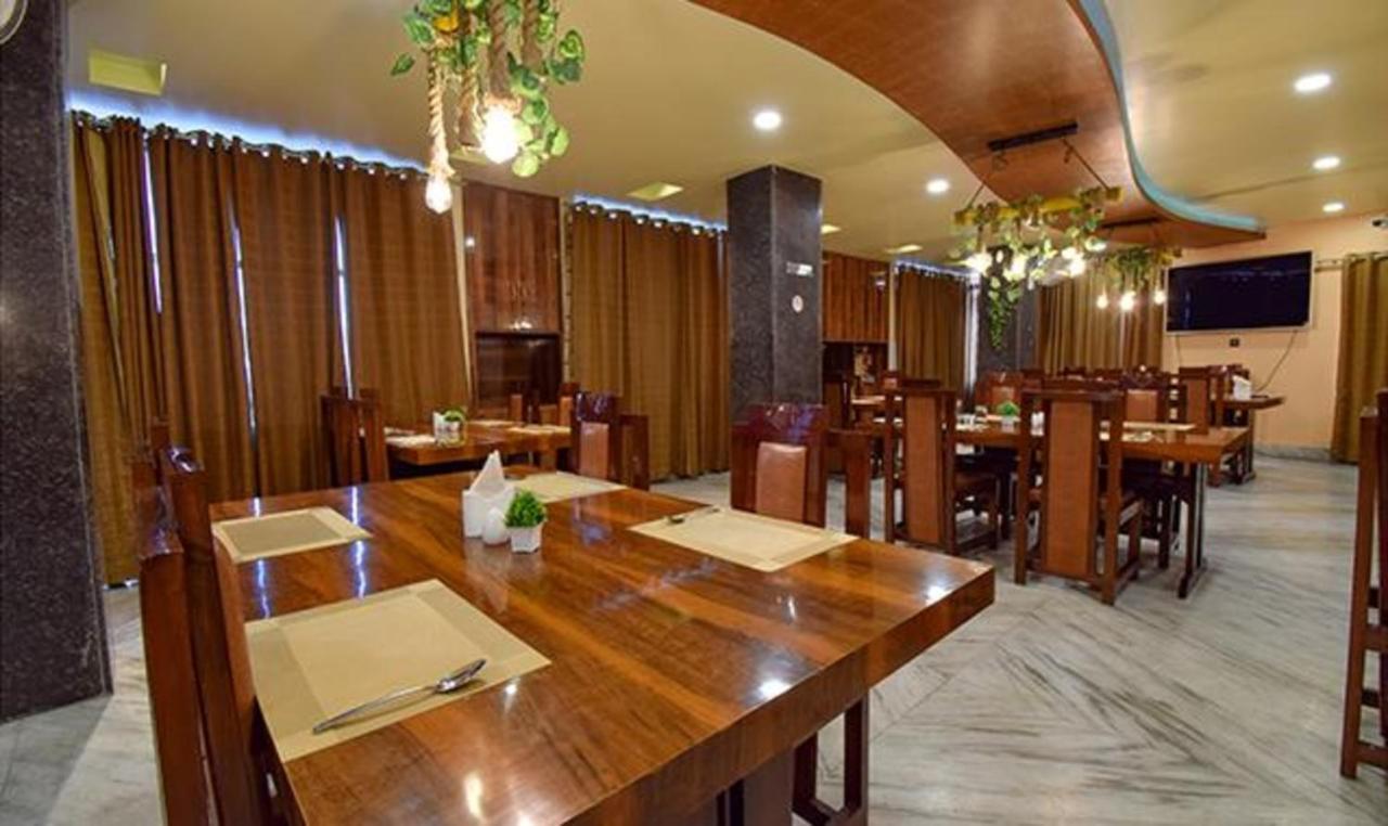 Fabhotel Rr Suites غاواهاتي المظهر الخارجي الصورة